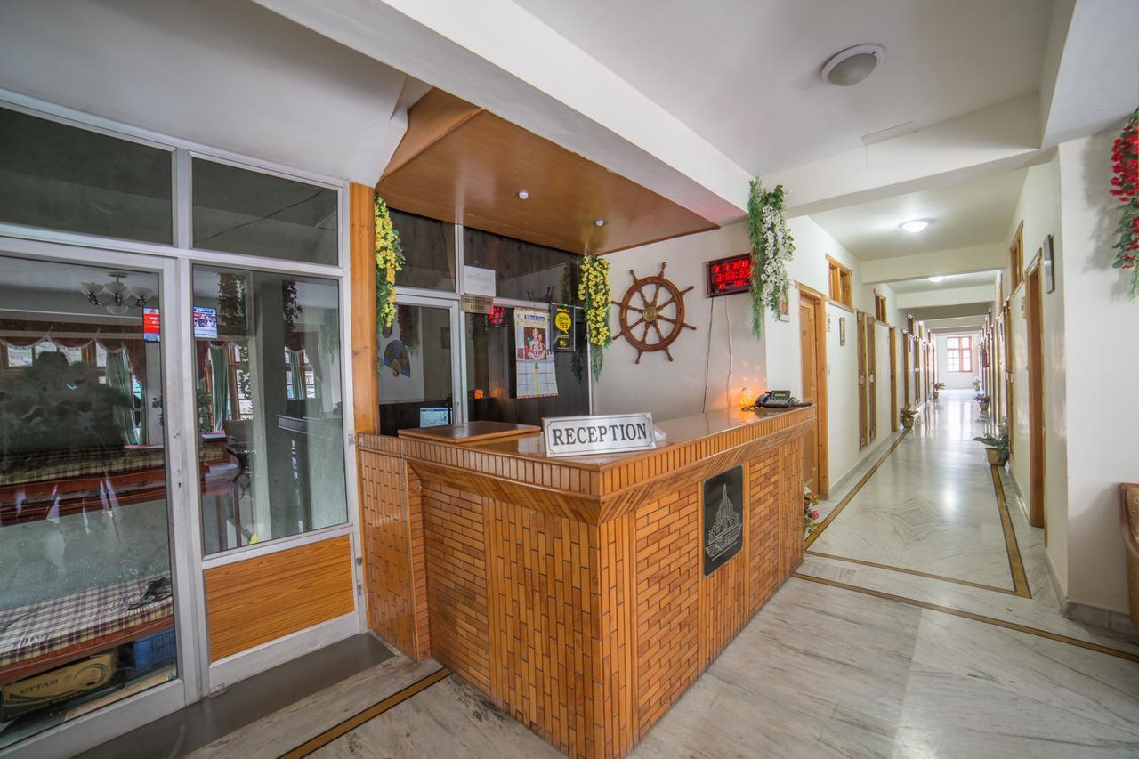Satkar Residency - Riverside Old Hotel 2*
